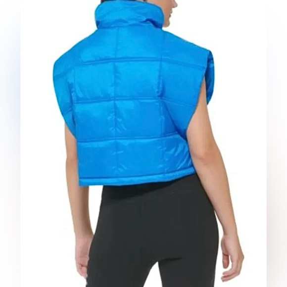 Calvin Klein Performance Cropped Mock-Neck Zip-Up Vest - Picture 4 of 16